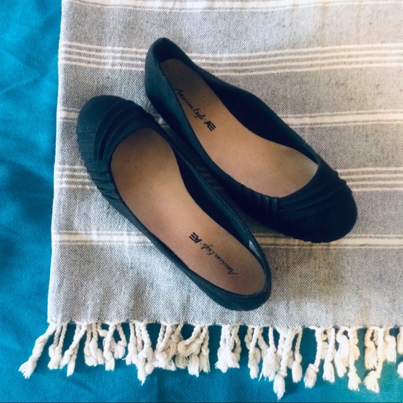 black cloth flats